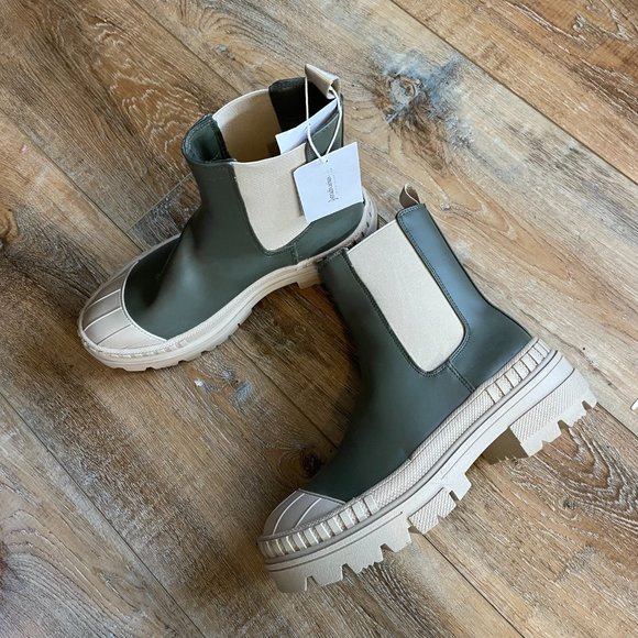 Stradivarius ankle wellie boot with contrast sole in khaki - Picture 4 of 7